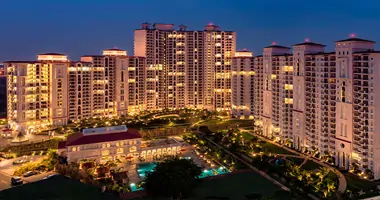 dlf regal gardens
